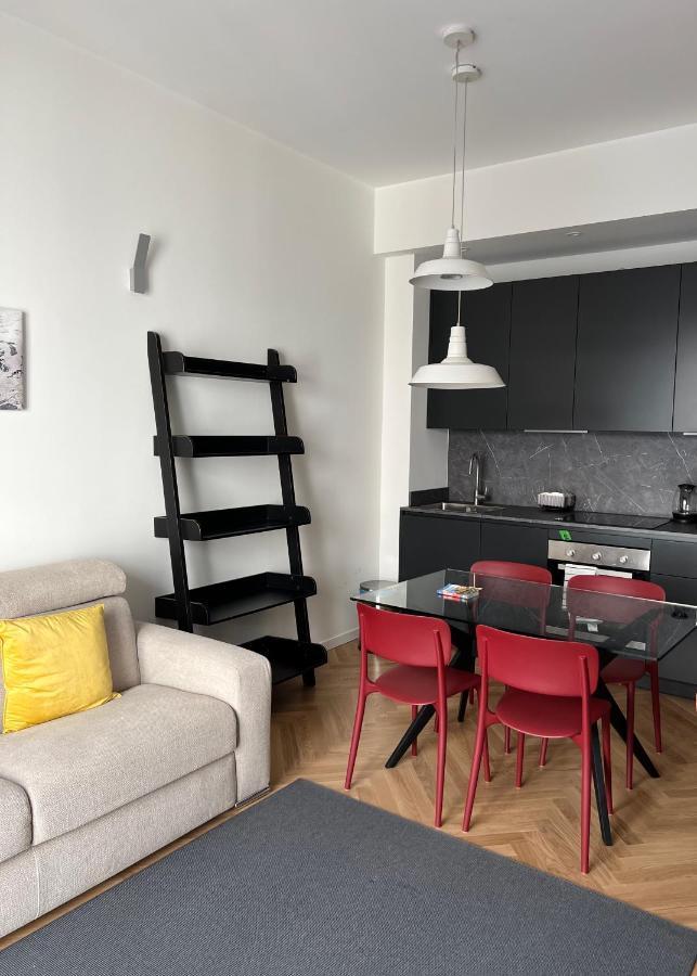 Milano: Incantevole Appartamento In Pieno Centro - Fancy Yellow Apartments Экстерьер фото